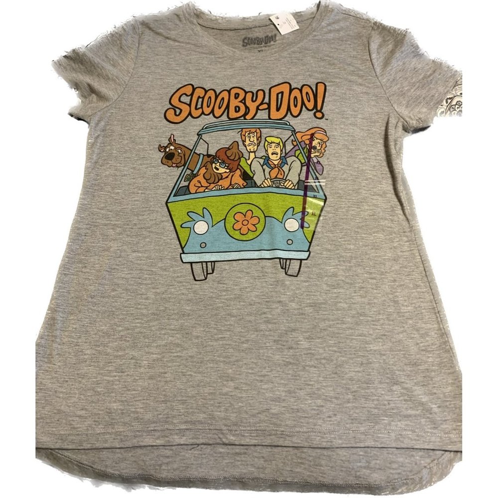 NWT Scooby Doo women’s t-shirt